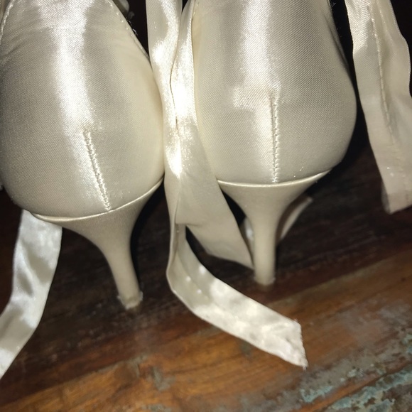 Off white pumps with jewel accent ribbon strap - Picture 2 of 3